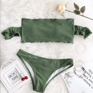 Off shoulder Ruffles Ribbed two piece bikini